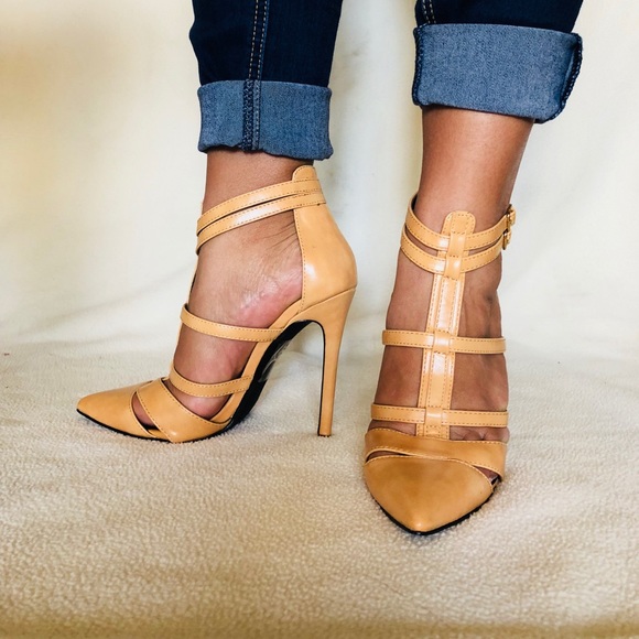 Shoe Republic LA Shoes - TAN CLOSE TOE HEEL